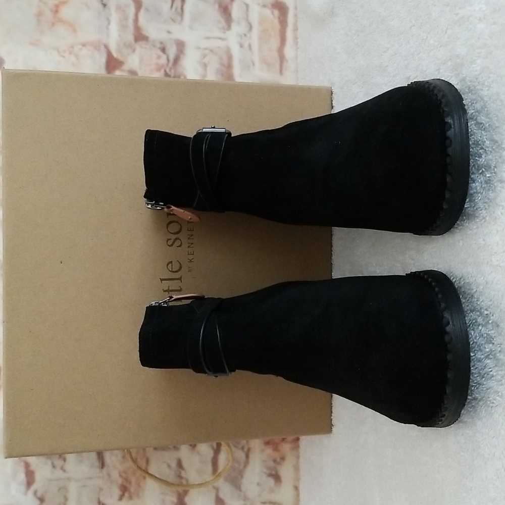 New gentle souls Best V-Gored Booties - Picture 2 of 14